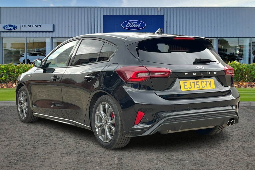 Ford Focus 1.0 Ecoboost Hybrid Mhev 155 St-line Black #2