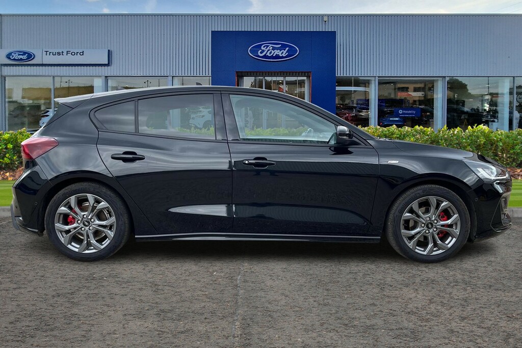 Ford Focus 1.0 Ecoboost Hybrid Mhev 155 St-line Black #3