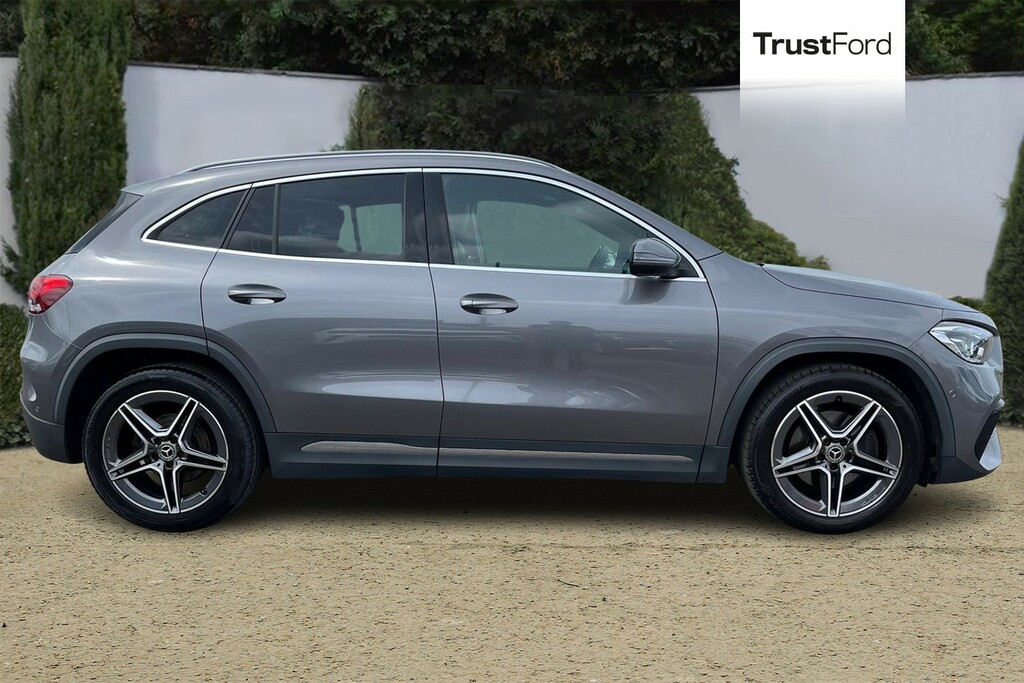 Mercedes-Benz GLA Class 1.3 Gla180 Amg Line Executive Suv 7G- Grey #3