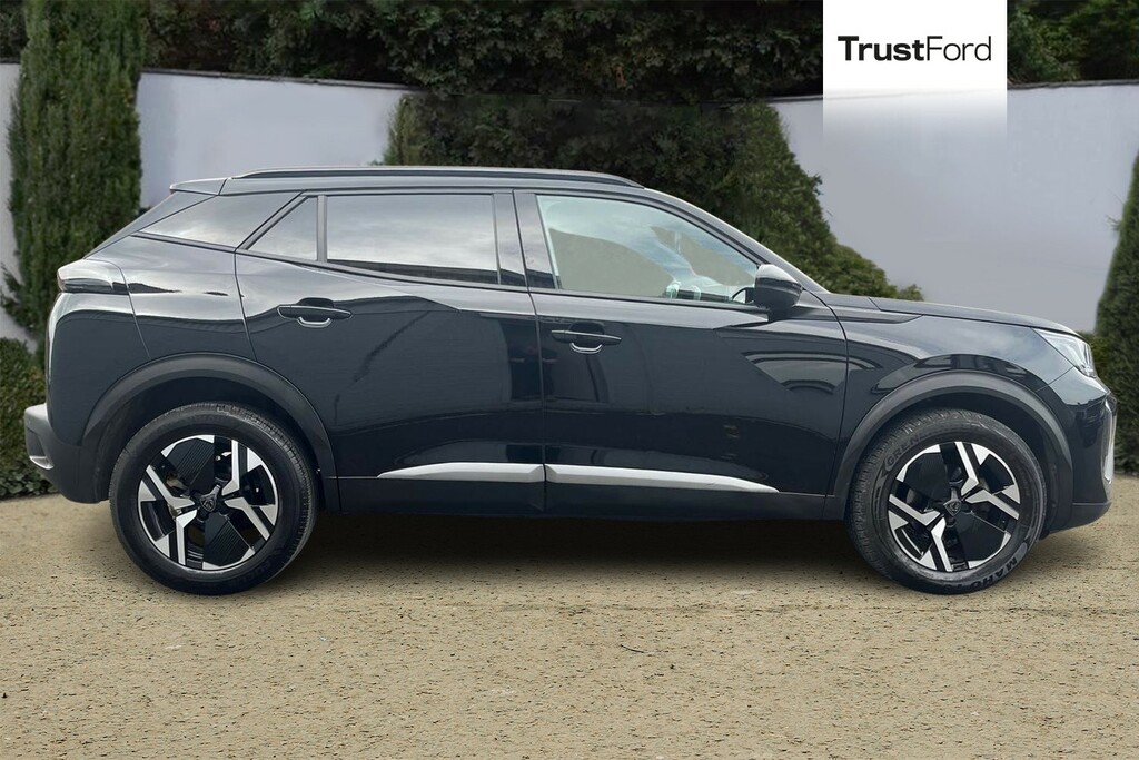 Peugeot 2008 1.2 Puretech 130 Allure Black #3