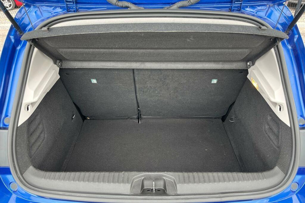 Renault Clio 0.9 Tce 75 Iconic 2019 19 White #21