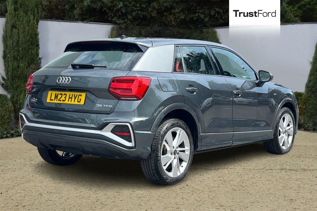 Audi Q2 35 Tfsi S Line S Tronic Grey #4
