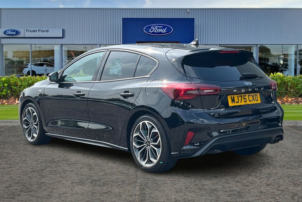 Ford Focus St-line X MJ75CXO Black #2