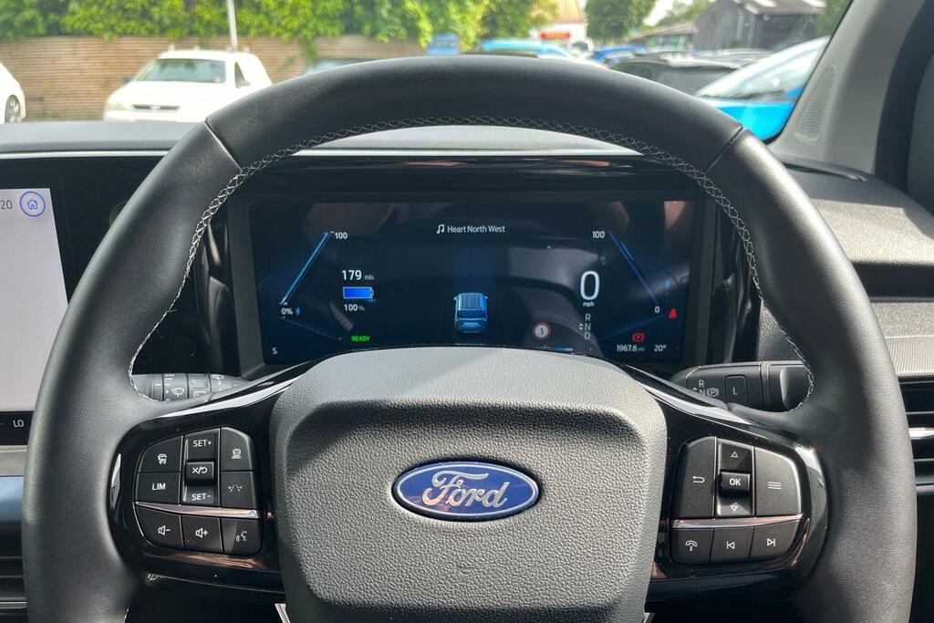 Ford Tourneo Courier 1.0 Ecoboost Active 2025 Green #12