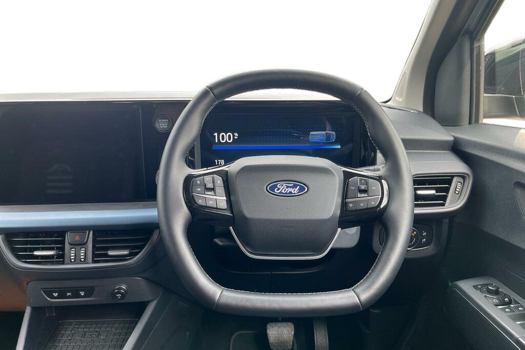Ford Tourneo Courier 1.0 Ecoboost Active 2025 Green #11