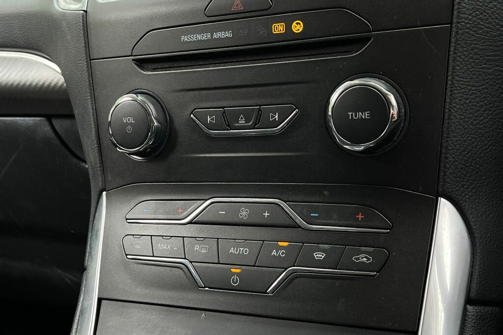 Ford S-Max 2.5 Fhev 190 Titanium Cvt Silver #32