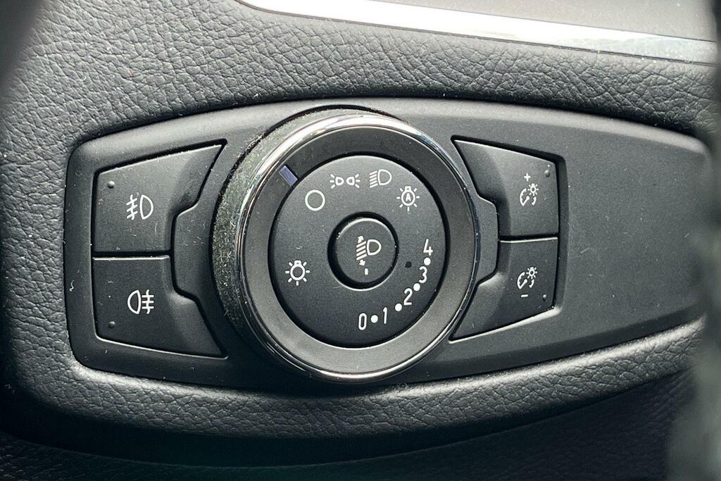 Ford S-Max 2.5 Fhev 190 Titanium Cvt Silver #36