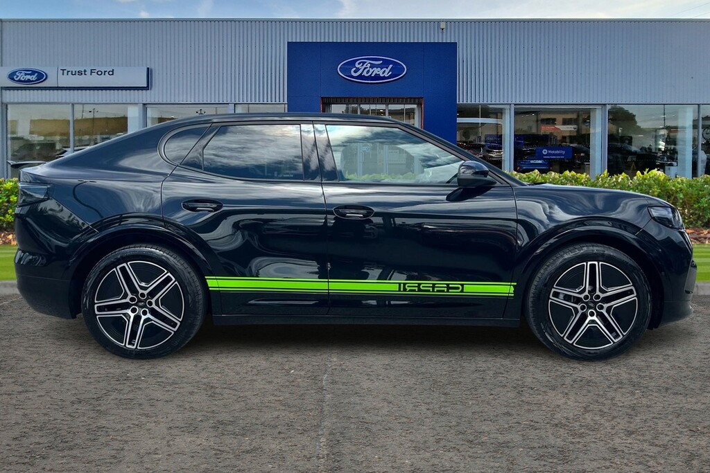 Ford Capri Extended Range 77Kwh Premium Suv Black #3