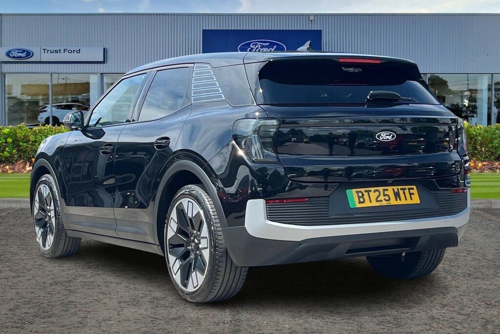 Ford Explorer Extended Range 79Kwh Premium Suv Black #2