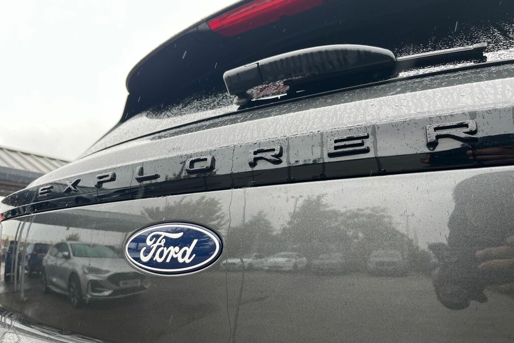Ford Explorer 210Kw Premium 77Kwh Red #39