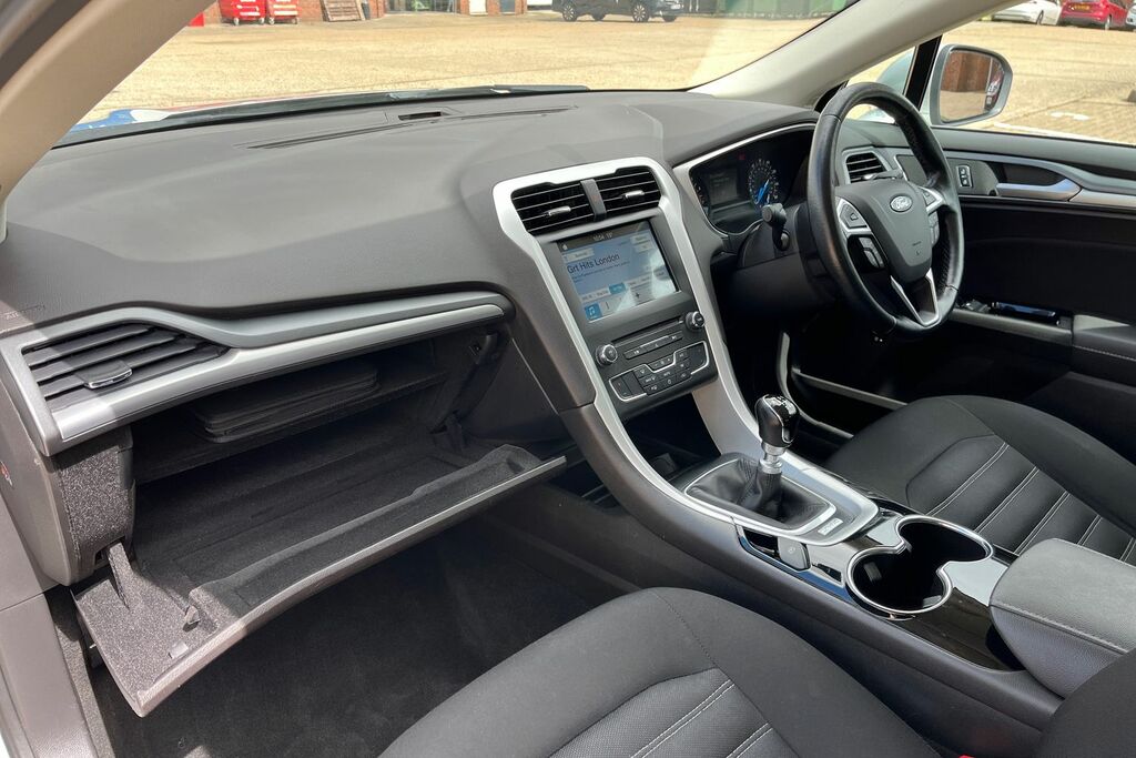 Ford Mondeo 2.0 Tdci St-line Powershift Euro 6 Ss Black #37