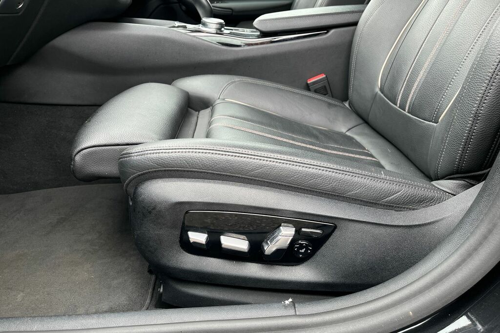 BMW 5 Series M Sport Black #22