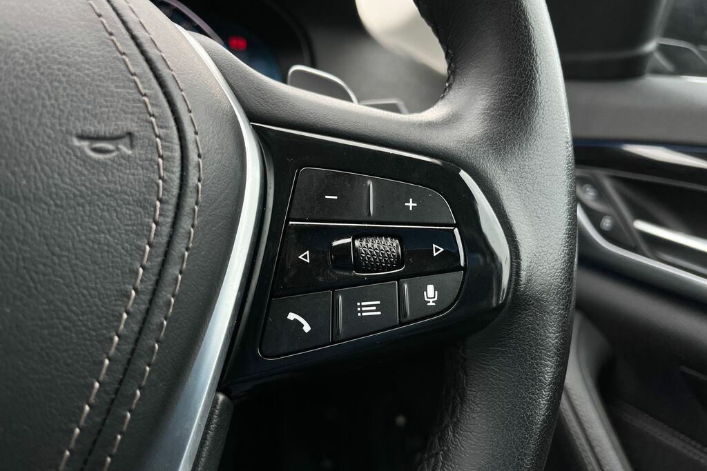 BMW 5 Series M Sport Black #25