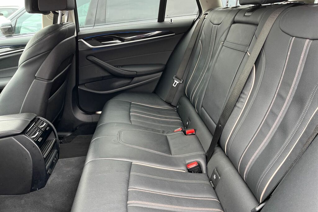 BMW 5 Series M Sport Black #20