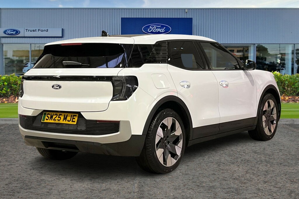 Ford Explorer 210Kw Premium 77Kwh White #4