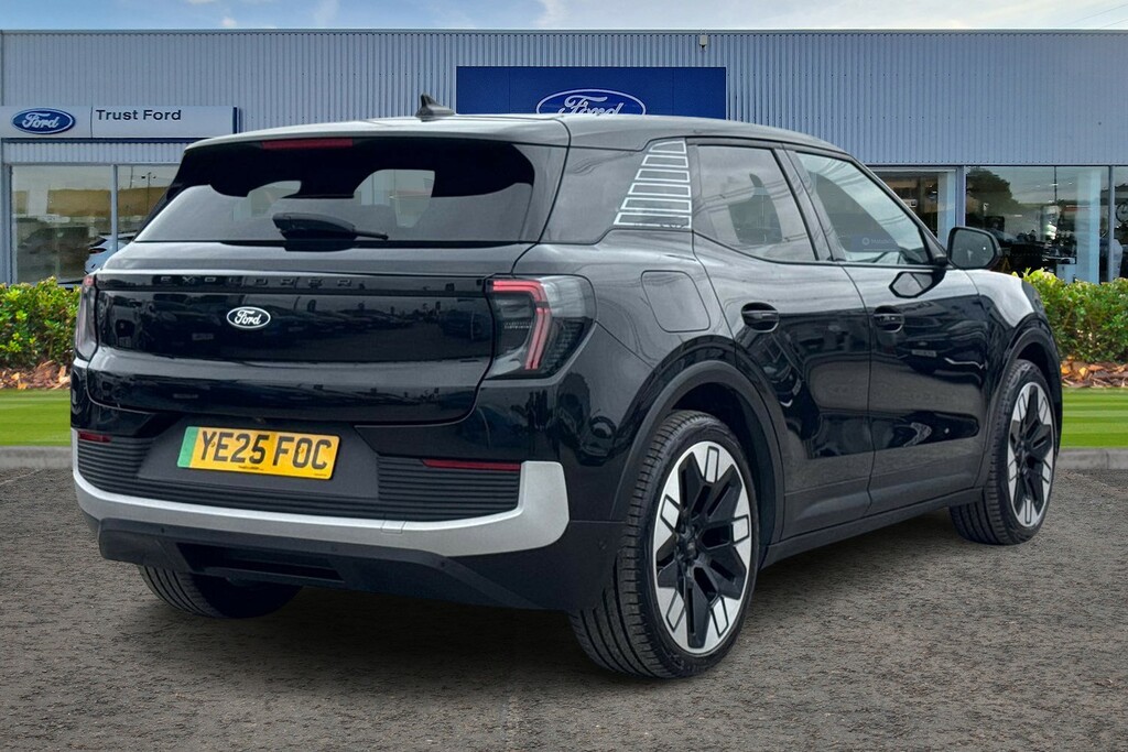 Ford Explorer Extended Range 77Kwh Premium Suv Black #4