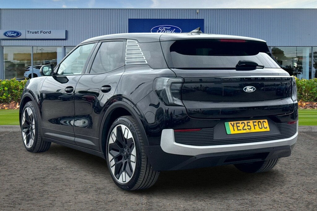 Ford Explorer Extended Range 77Kwh Premium Suv Black #2