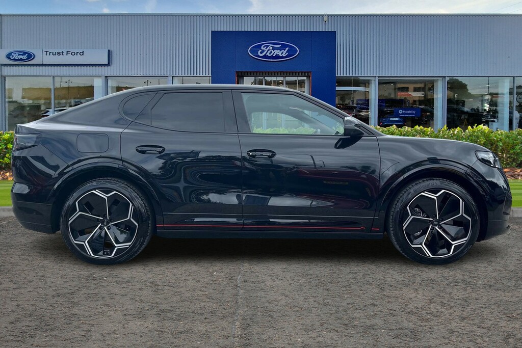 Ford Capri Extended Range 77Kwh Premium Suv Black #3