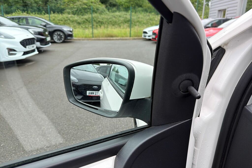 Volkswagen Up 1L High Up White #32