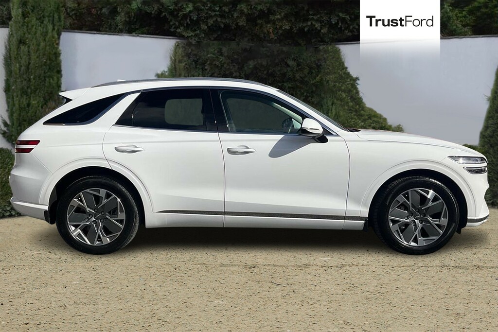 Genesis GV70 360Kw Sport 77Kwh Awd White #3