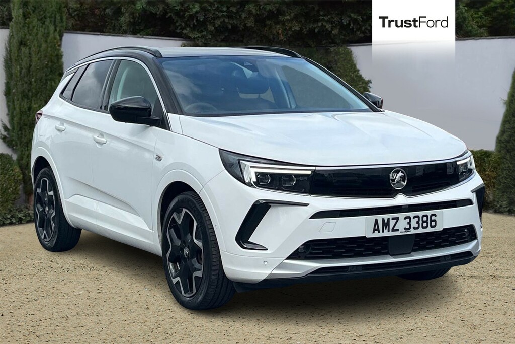 Vauxhall Grandland 1.2 Turbo Elite - Power Tailgate Heated Seats White