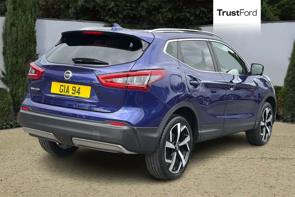 Nissan Qashqai 1.3 Dig-t Tekna Blue #4
