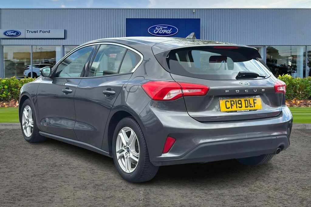 Ford Focus 1.0 Ecoboost 125 Zetec With Apple Carplay Andr Grey #2