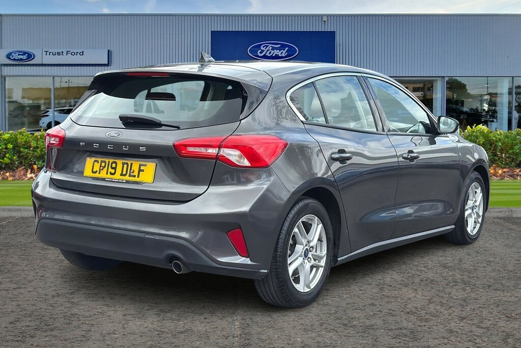 Ford Focus 1.0 Ecoboost 125 Zetec With Apple Carplay Andr Grey #4