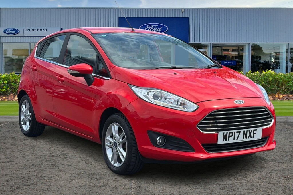 Ford Fiesta 1.25 82 Zetec With Sat Nav Cd Player Low Mil Red