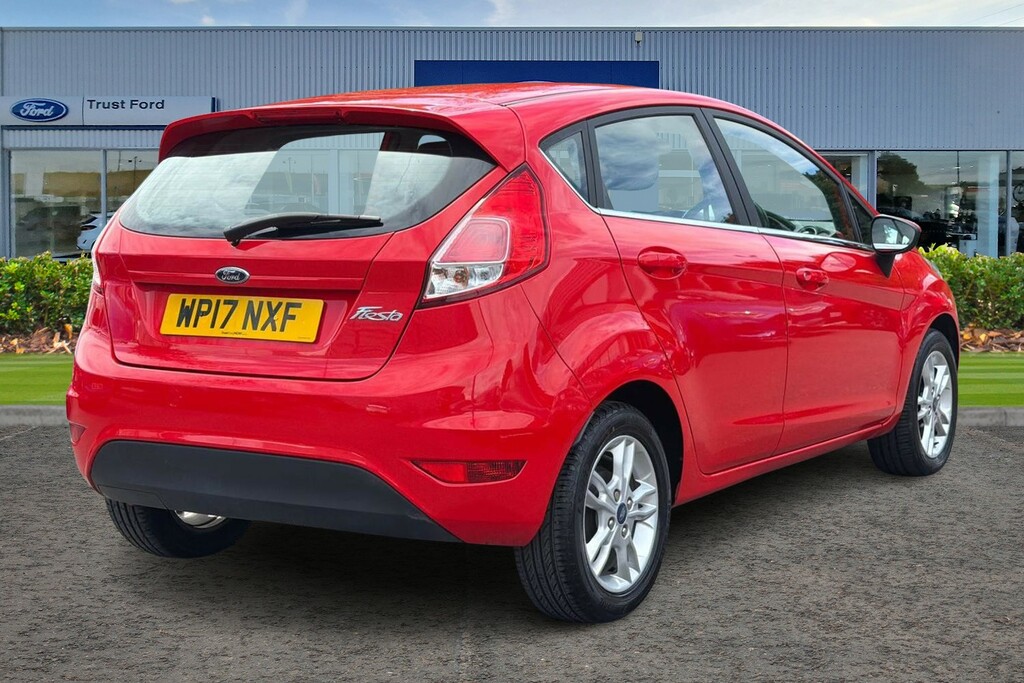 Ford Fiesta 1.25 82 Zetec With Sat Nav Cd Player Low Mil Red #4