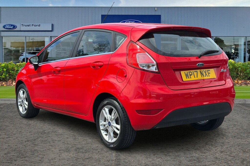 Ford Fiesta 1.25 82 Zetec With Sat Nav Cd Player Low Mil Red #2