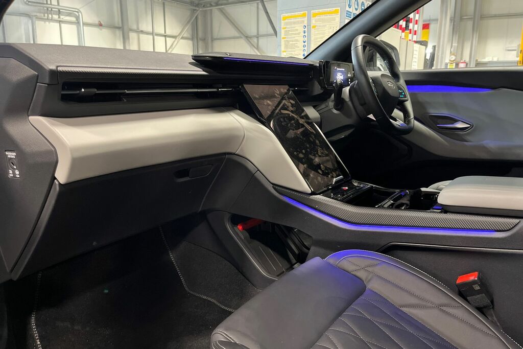 Ford Explorer 250Kw Premium 79Kwh Awd 2025 Blue #18