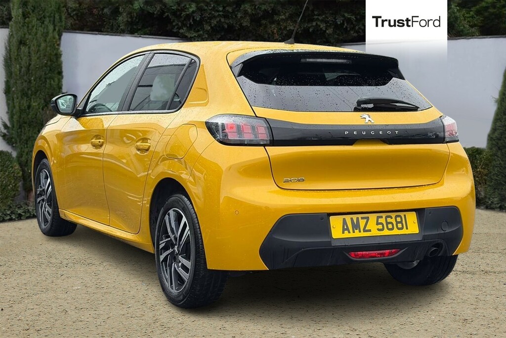 Peugeot 208 1.2 Puretech 100 Active Premium Yellow #2