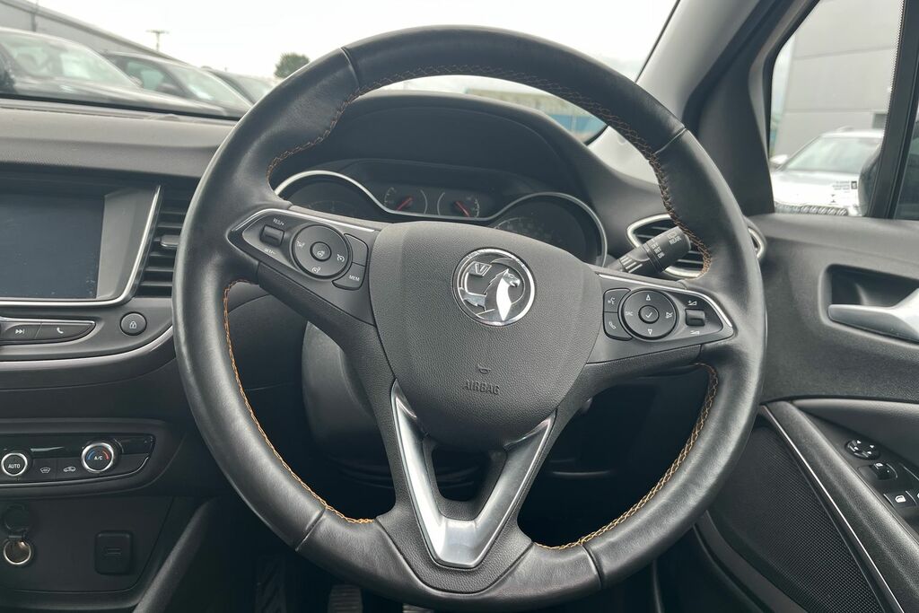 Vauxhall Crossland X Elite Orange #12