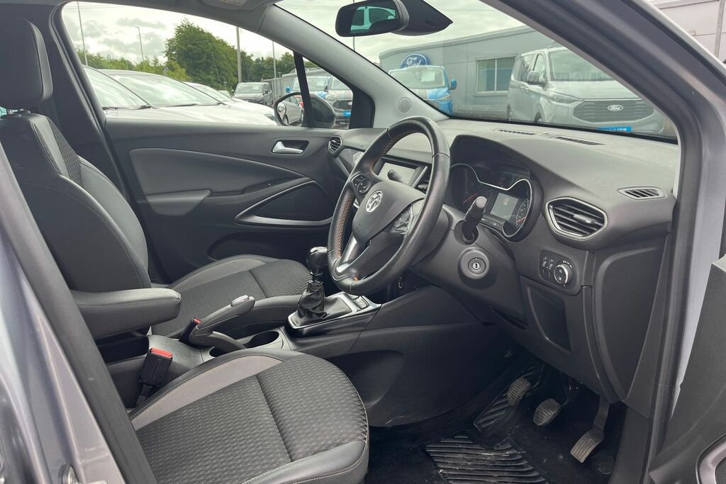 Vauxhall Crossland X Elite Orange #35