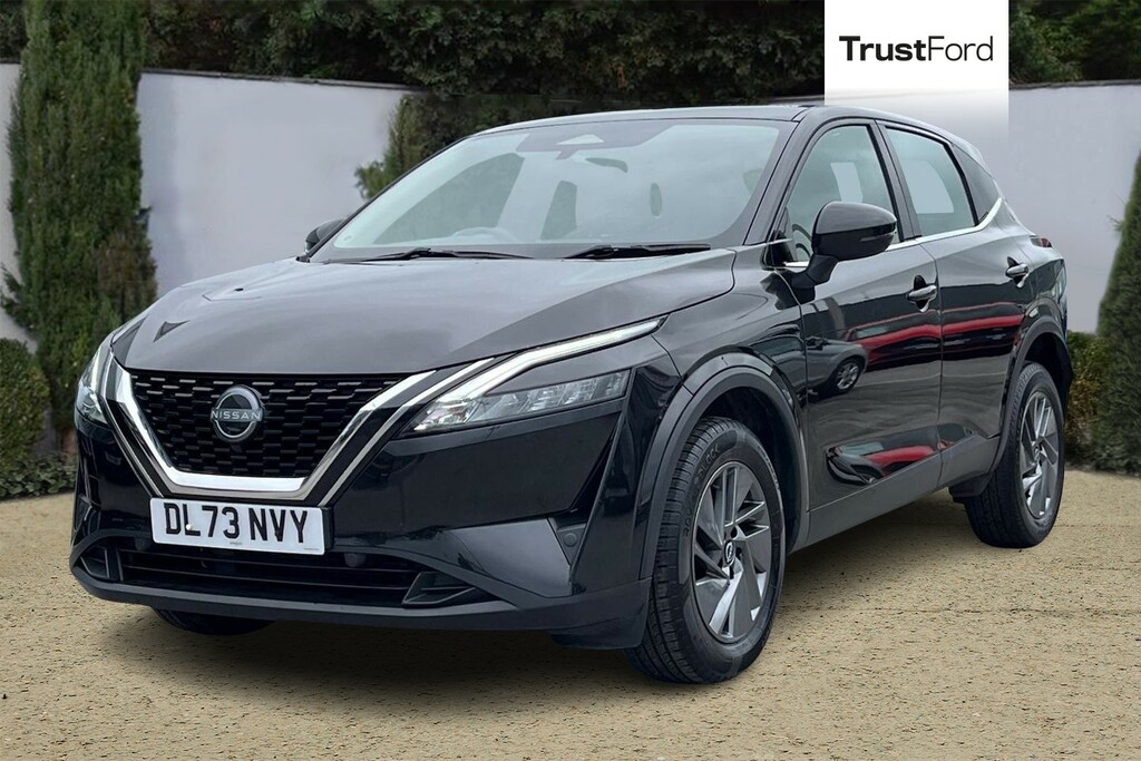 Nissan Qashqai 1.3 Dig-t Mh 158 Acenta Premium Xtronic DL73NVY Black #5