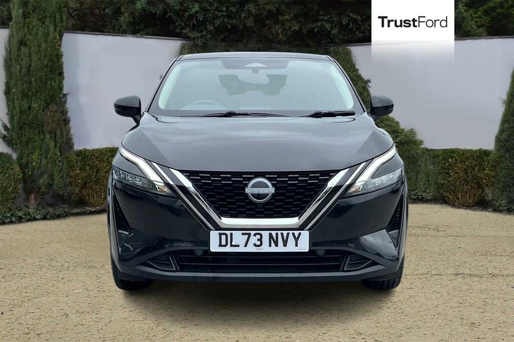 Nissan Qashqai 1.3 Dig-t Mh 158 Acenta Premium Xtronic DL73NVY Black #6