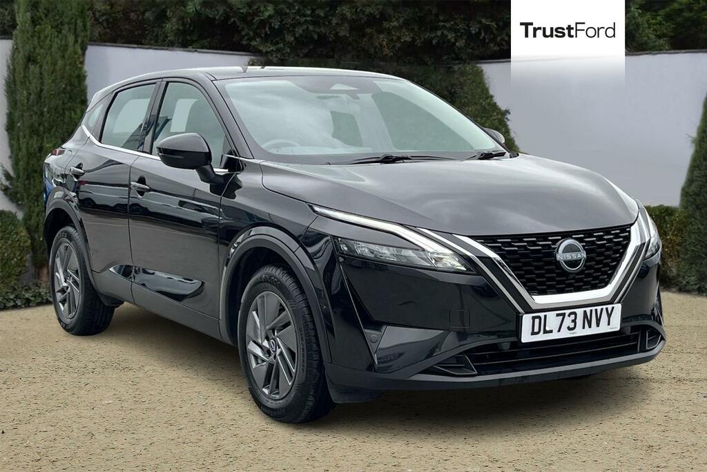 Nissan Qashqai 1.3 Dig-t Mh 158 Acenta Premium Xtronic DL73NVY Black