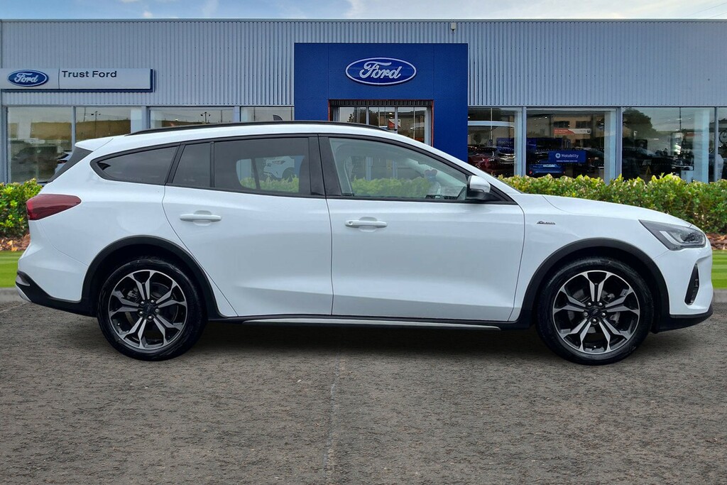 Ford Focus Estate 1.0 Ecoboost Hybrid Mhev 155 Active X A IMZ9657 #3