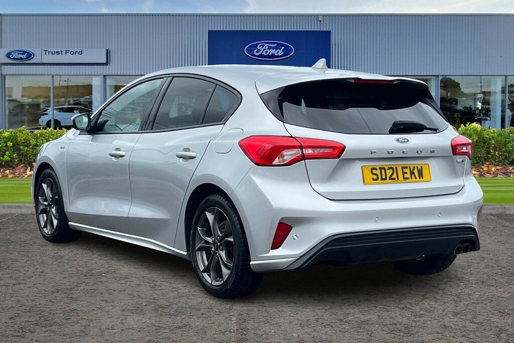 Ford Focus 1.0 Ecoboost Hybrid Mhev 125 St-line Edition Silver #2