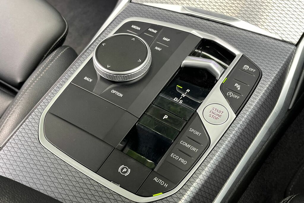BMW 3 Series 320I M Sport Black #37