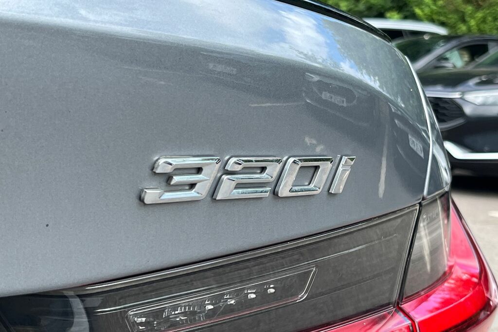 BMW 3 Series 320I M Sport Black #26