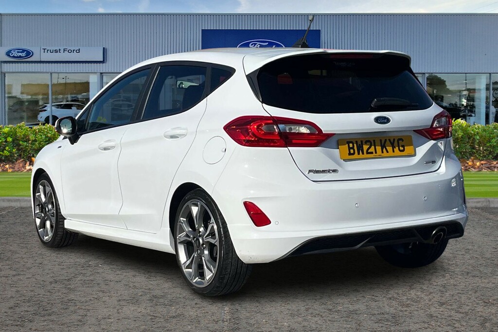 Ford Fiesta 1.0 Ecoboost Hybrid Mhev 125 St-line Edition White #2