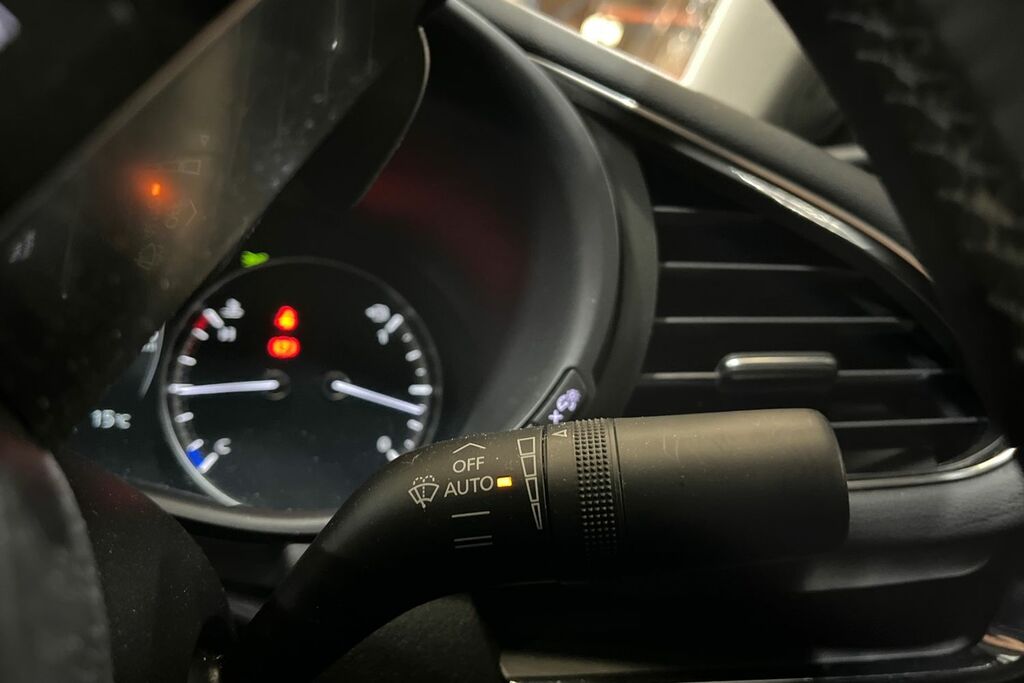 Mazda 3 2.0 E-skyactiv G Mhev Gt Sport Grey #14