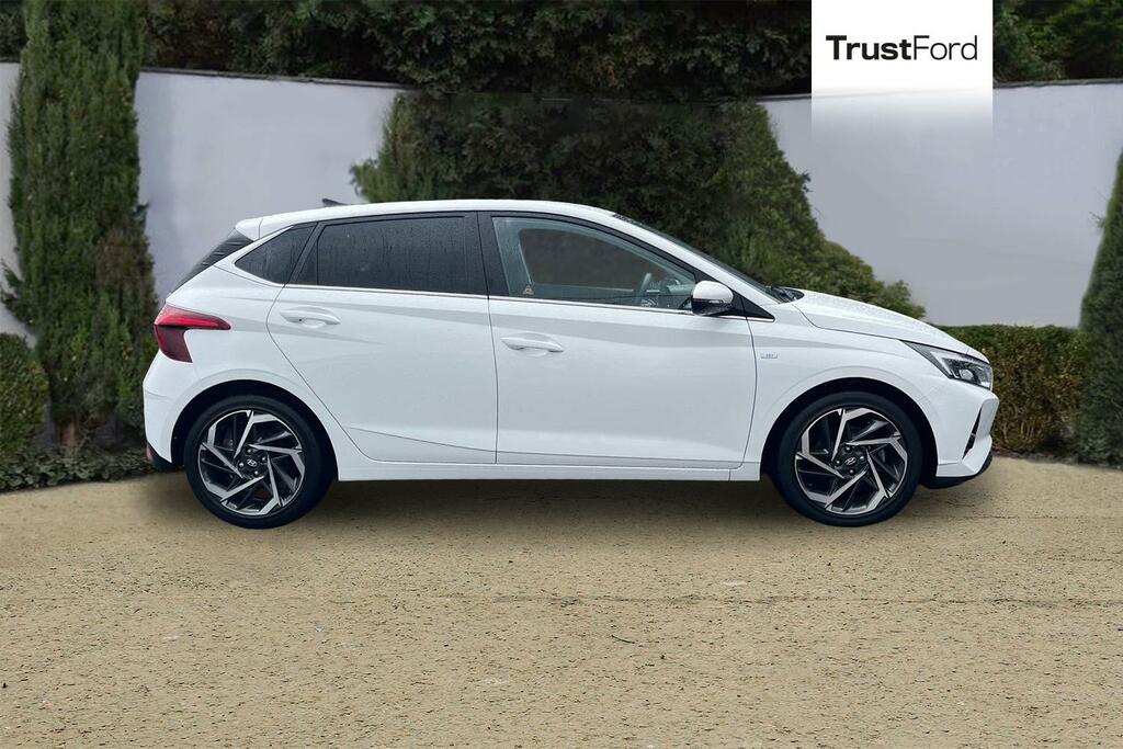 Hyundai I20 1.0T Gdi 48V Mhd Premium Dct - Reversing Camer White #3