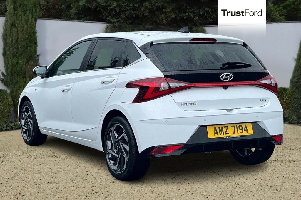 Hyundai I20 1.0T Gdi 48V Mhd Premium Dct - Reversing Camer White #2