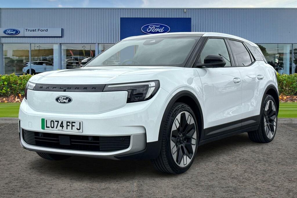 Ford Explorer Extended Range 77Kwh Premium Suv White #5