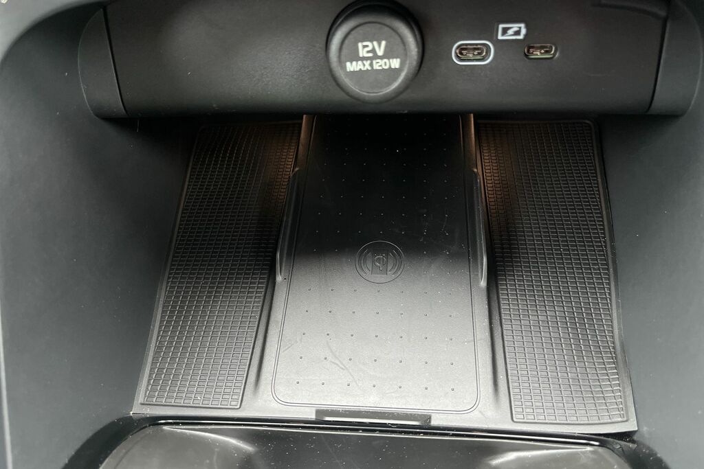 Volvo XC40 2.0 B3p Ultra Dark Black #32