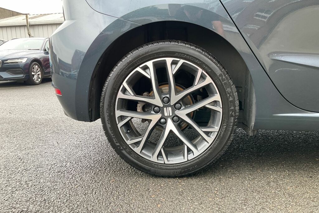 Seat Ibiza 1.0 Tsi 95 Se Technology Black #8