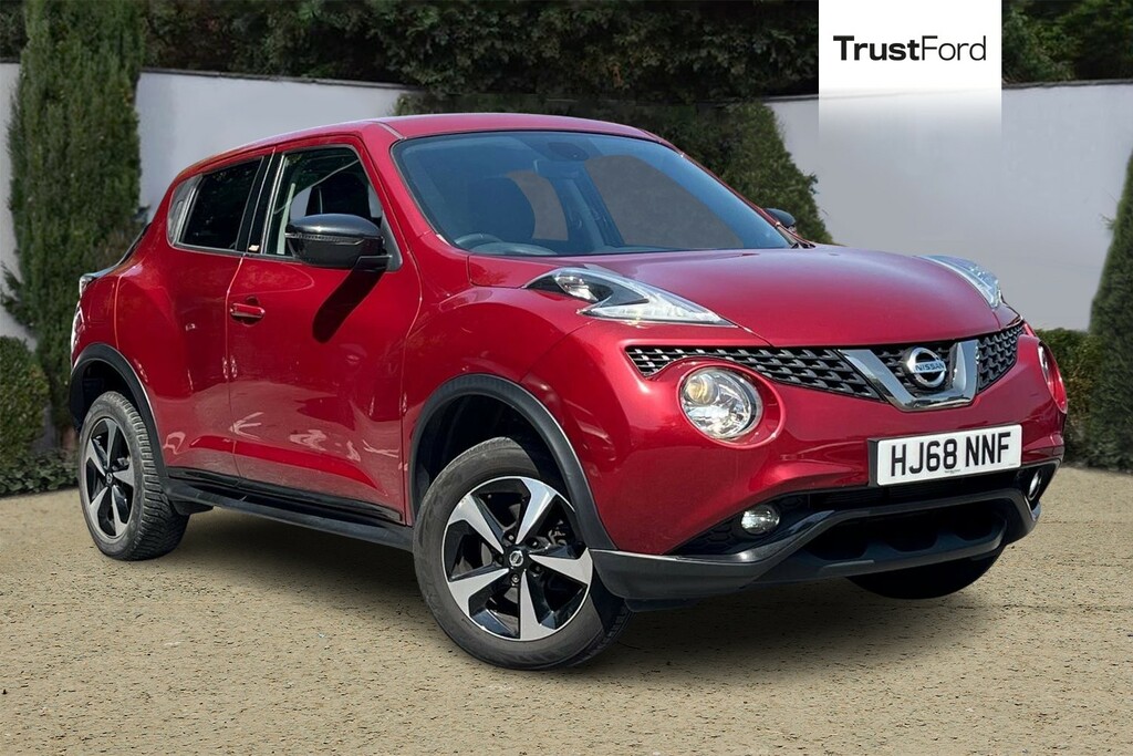 Nissan Juke 1.6 N-connecta Xtronic 117 Bhp Red #1